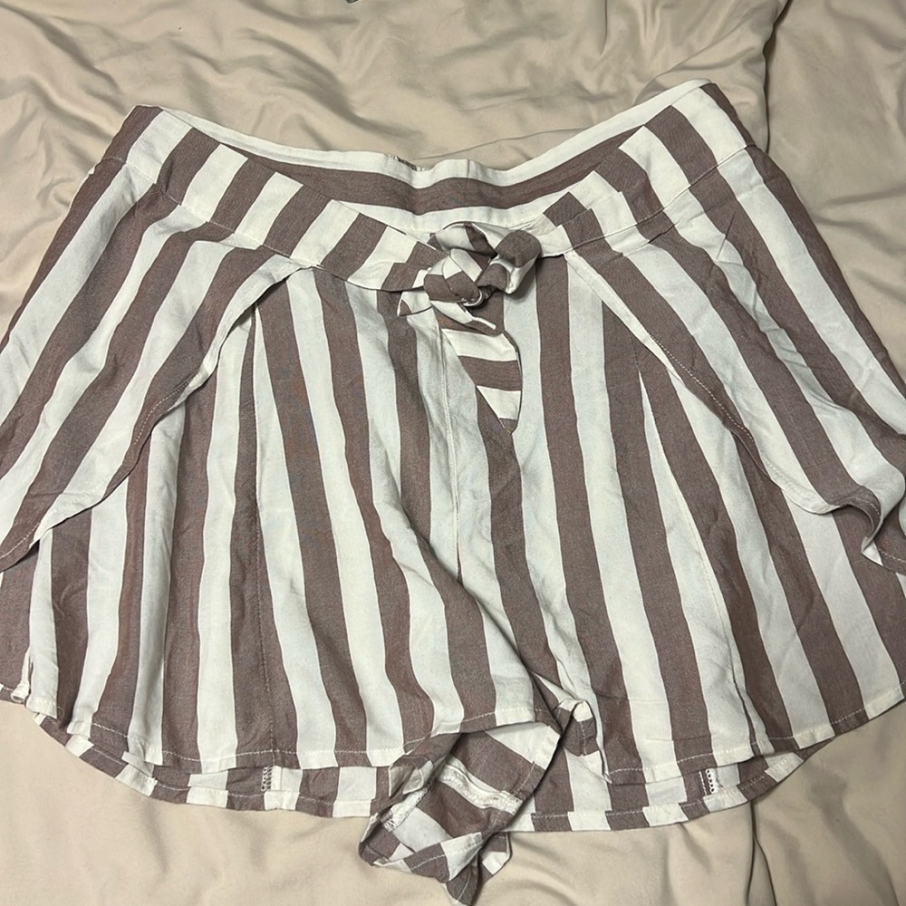 American Eagle pinstripe shorts